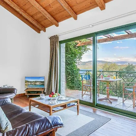 Charmant Fantastically Positioned Enjoy Uninterrupted Views Appartement *