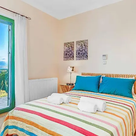 Charmant Fantastically Positioned Enjoy Uninterrupted Views Appartement