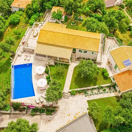 Διαμέρισμα Charmant Fantastically Positioned Enjoy Uninterrupted Views *